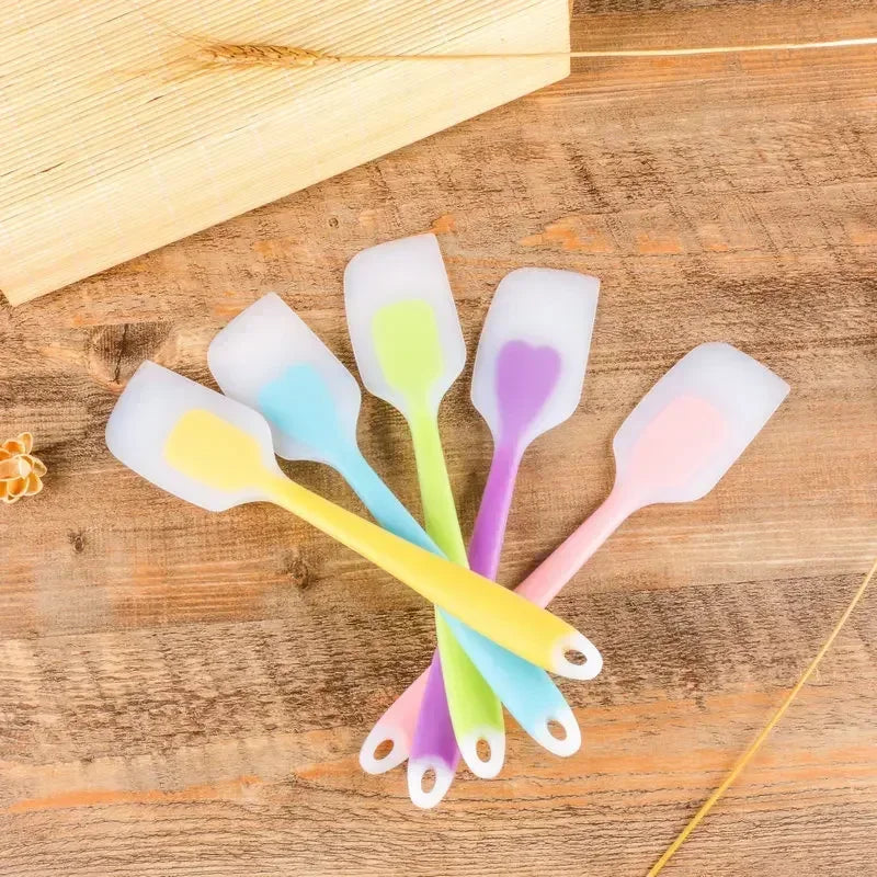 Kitchen Silicone Scraper Spatula – Heat Resistant Non-Stick Baking